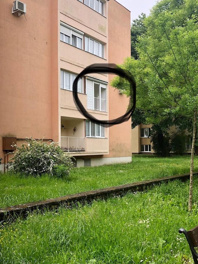 Kelemen Apartman Kanije Dış mekan fotoğraf